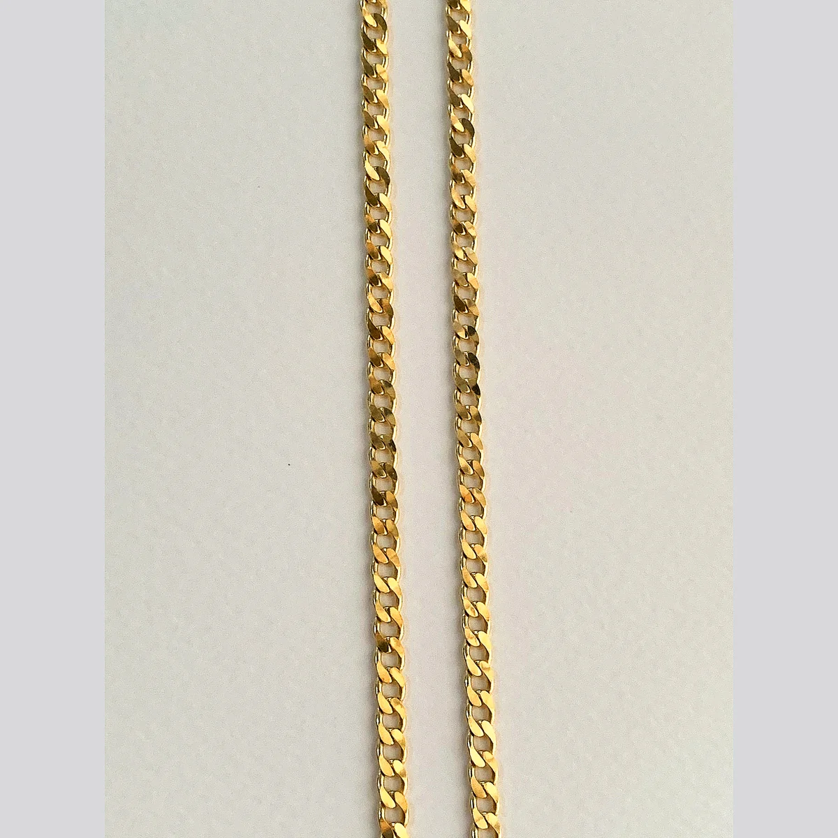 9K gold necklace 4mm. 24inches 14.5g. Curb chain GN375-4